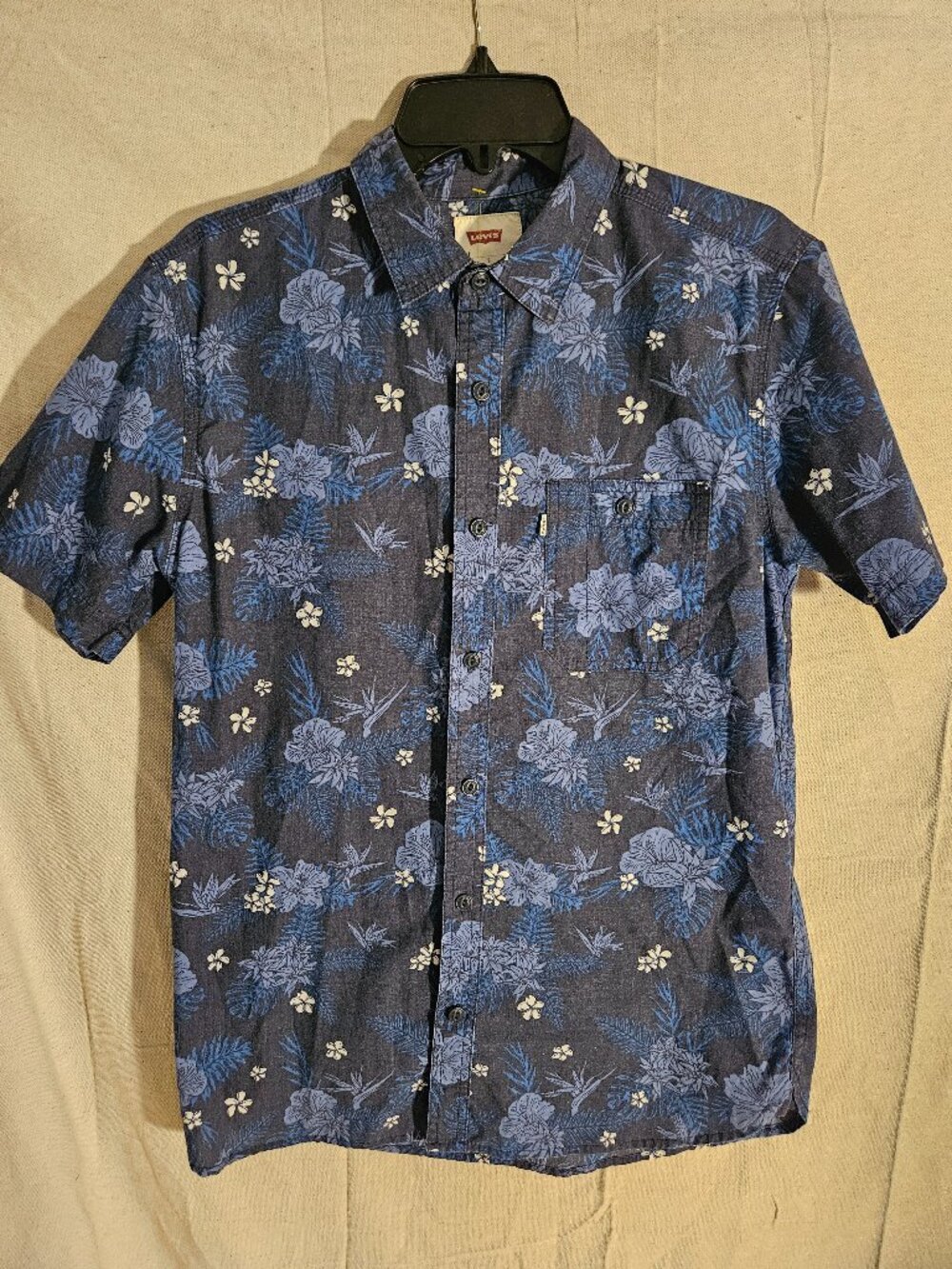 Men's Levis Hawaiian Shirt Vintage Size Small